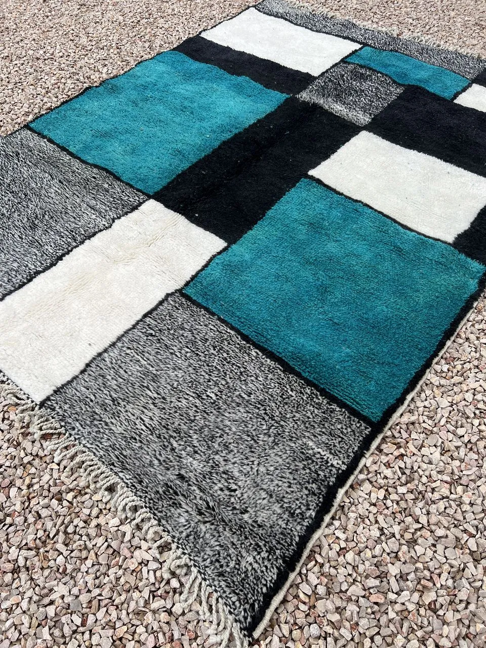 MRIRT BENI OURAIN RUG "EVE" 8’ 9” x 6’ 8”