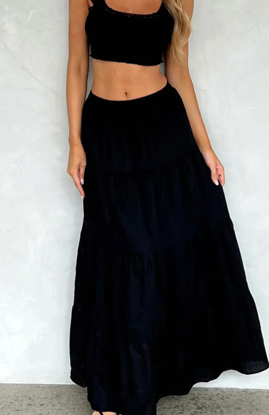UAURORAO Women Boho Long Skirt Tiered Ruffle Flowy Maxi Skirt Elastic Waist Pleated A Line Midi Skirt Beach Vacation