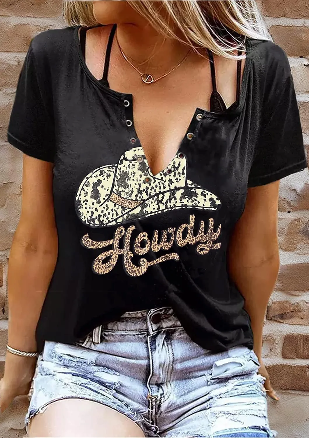 V-Neck Howdy Tshirt Women Western Country Cowboy Shirts Vintage Rodeo Cowgirl Tee Tops Leopard Honey Hat T-Shirt