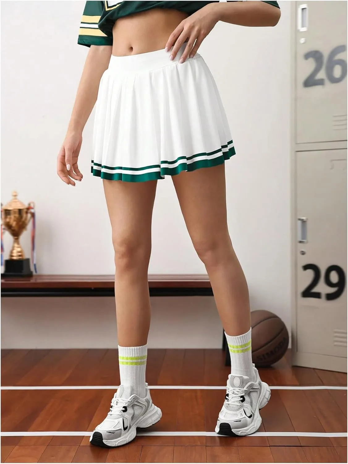 Verdusa Women's Striped Athletic Pleated Skirt A Line Flowy Tennis Skirt Skort